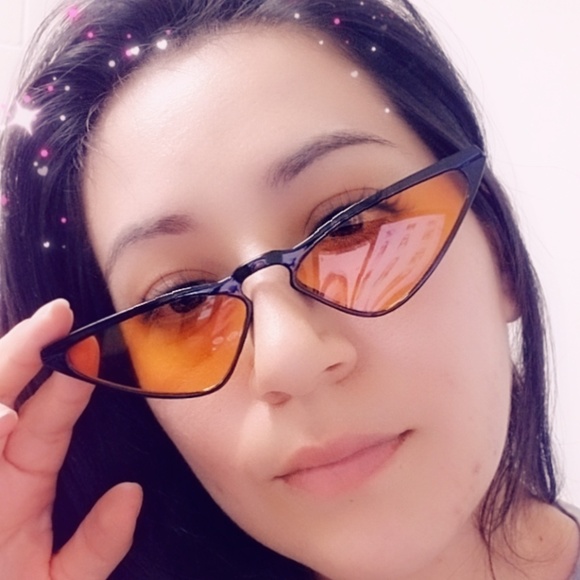 Aesthetic Fashion Small Cat Eye Sunglasses - Picture 4 of 8